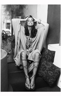 Carly Simon feet photo thumbnail