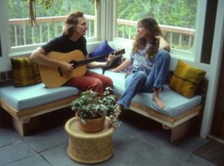 Carly Simon feet photo thumbnail