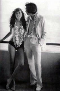 Carly Simon feet photo thumbnail