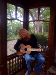 Carly Simon feet photo thumbnail