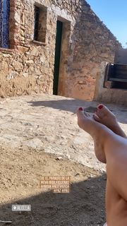 Carme Barceló feet photo 2