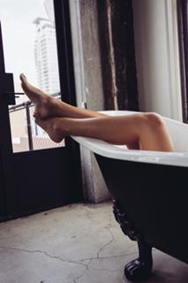 Carmella Rose feet photo thumbnail