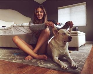 Carmella Rose feet photo thumbnail