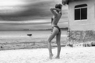 Carmella Rose feet photo thumbnail