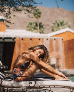 Carmella Rose feet photo thumbnail