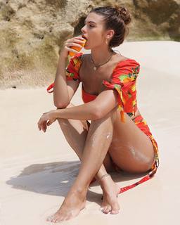 Carmella Rose feet photo thumbnail