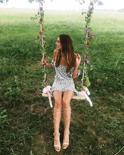 Carmella Rose feet photo thumbnail