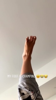 Carmella Rose feet photo thumbnail
