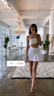 Carmella Rose feet photo thumbnail