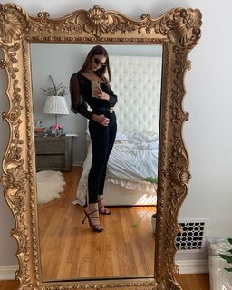 Carmella Rose feet photo thumbnail