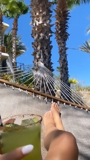 Carmella Rose feet photo thumbnail