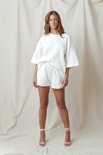 Carmella Rose feet photo thumbnail