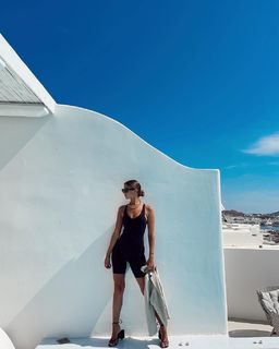 Carmella Rose feet photo thumbnail