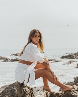 Carmella Rose feet photo thumbnail