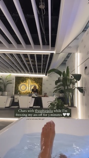 Carmella Rose feet photo thumbnail