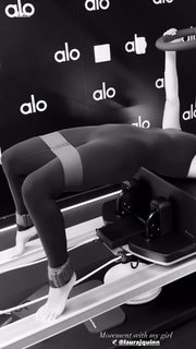 Carmella Rose feet photo thumbnail