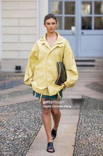 Carmella Rose feet photo thumbnail