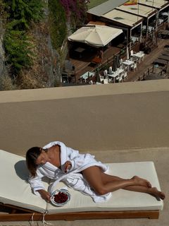 Carmella Rose feet photo thumbnail