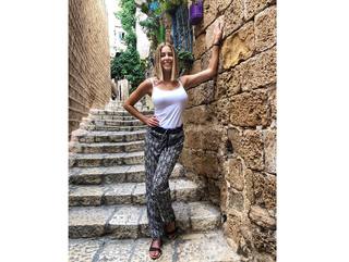 Carmen Aub feet photo 16