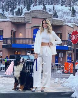 Carmen Carrera feet photo thumbnail