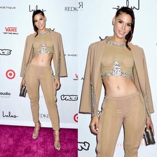 Carmen Carrera feet photo thumbnail