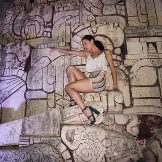 Carmen Carrera feet photo thumbnail