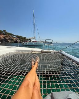 Carmen Carrera feet photo thumbnail