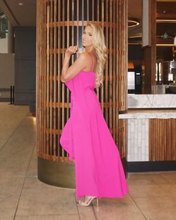 Carmen Carrera feet photo thumbnail