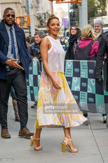 Carmen Ejogo feet photo thumbnail