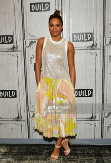 Carmen Ejogo feet photo thumbnail