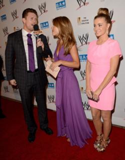 Carmen Electra feet photo thumbnail