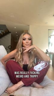 Carmen Electra feet photo thumbnail