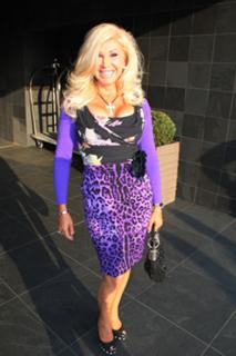 Carmen Geiss feet photo thumbnail