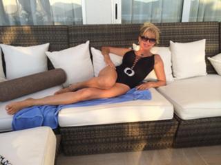 Carmen Geiss feet photo thumbnail