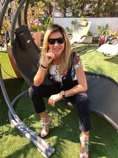 Carmen Geiss feet photo thumbnail