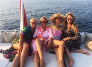 Carmen Geiss feet photo thumbnail