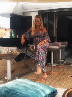 Carmen Geiss feet photo thumbnail