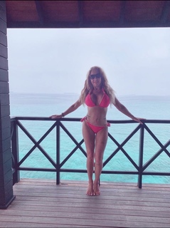 Carmen Geiss feet photo thumbnail