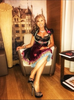 Carmen Geiss feet photo thumbnail