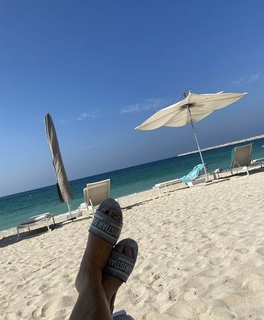 Carmen Geiss feet photo thumbnail