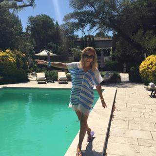 Carmen Lomana feet photo 9