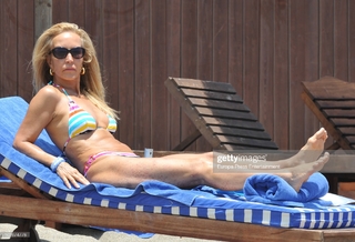 Carmen Lomana feet photo 1
