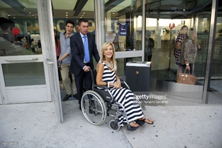 Carmen Lomana feet photo 14