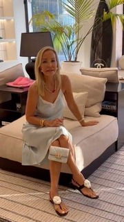 Carmen Lomana feet photo 2