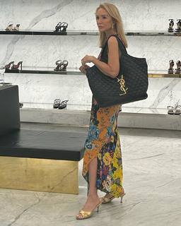 Carmen Lomana feet photo 17