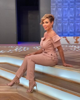 Carmen Muñoz feet photo 9