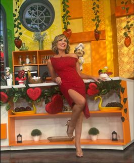 Carmen Muñoz feet photo 12