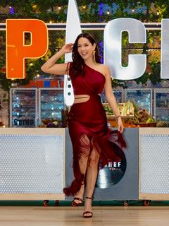 Carmen Villalobos feet photo thumbnail