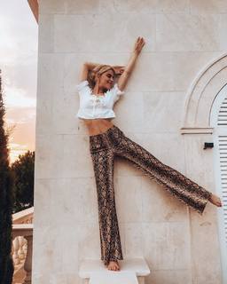 Caro Daur feet photo 4
