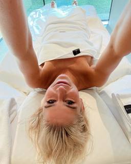 Caro Daur feet photo 9